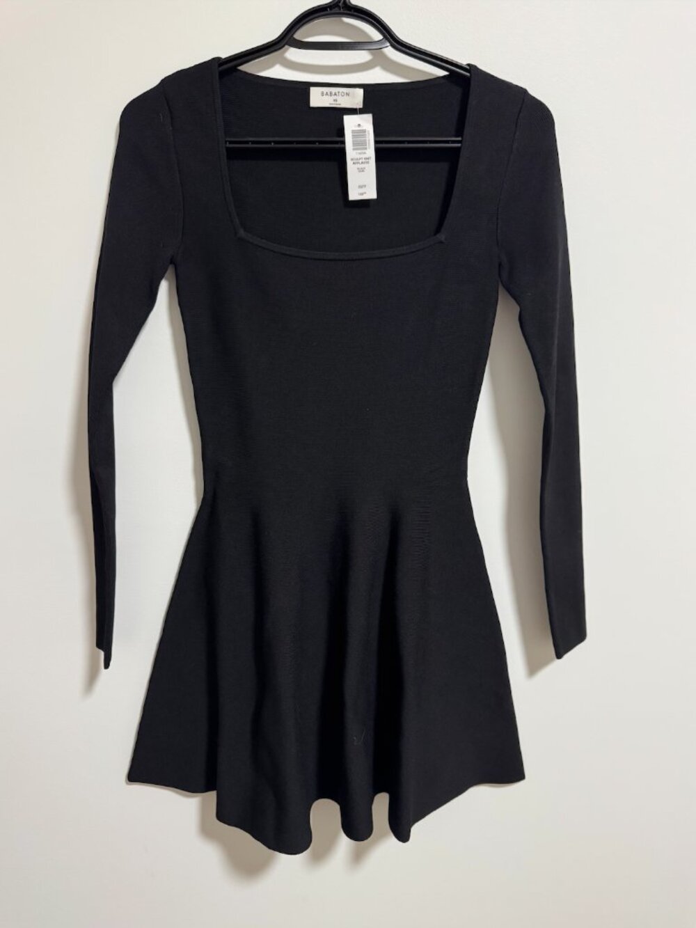 NWT Aritzia Babaton Sculpt Knit Applause Black Mini Dress XS